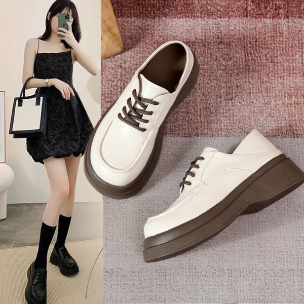 Ikdienas apavi ar šņorēm