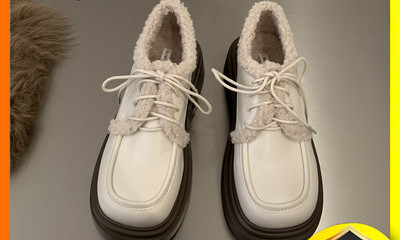 Γυναικεία παπούτσια με κορδόνια και φόδρα