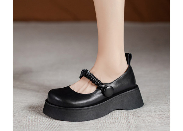 Παπούτσια με ψηλή πλατφόρμα