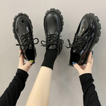 Ежедневни дамски обувки с груба подметка в черен цвят