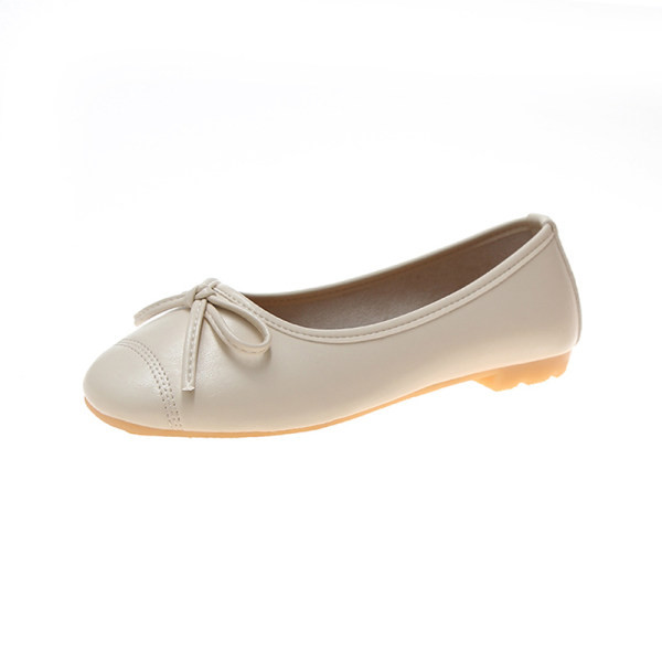 Női cipő szalaggal több színben