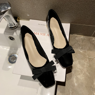 Sieviešu ikdienas apavi ar lentīti - trīs krāsas