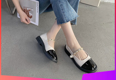 Moteriški odiniai batai su dirželiu