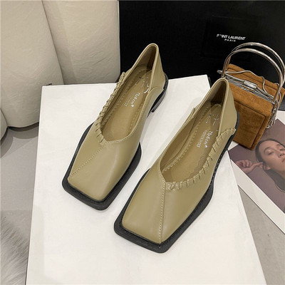 Γυναικεία δερμάτινα παπούτσια με τετράγωνο τακούνι - τρία χρώματα