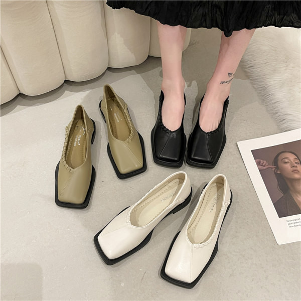 Γυναικεία δερμάτινα παπούτσια με τετράγωνο τακούνι - τρία χρώματα