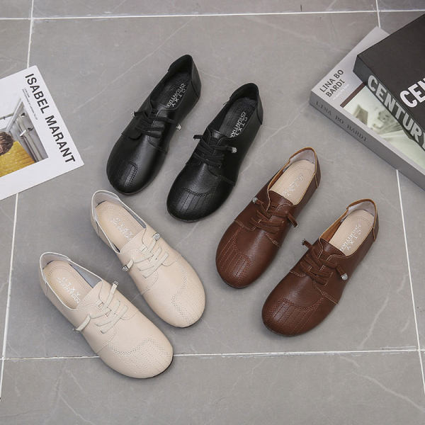 Γυναικεία παπούτσια από οικολογικό δέρμα με κορδόνια casual μοντέλο