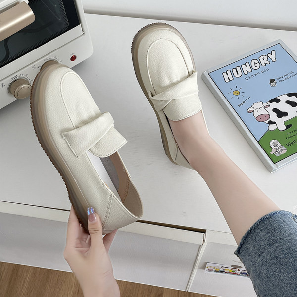 Γυναικεία casual παπούτσια με επίπεδη σόλα από οικολογικό δέρμα