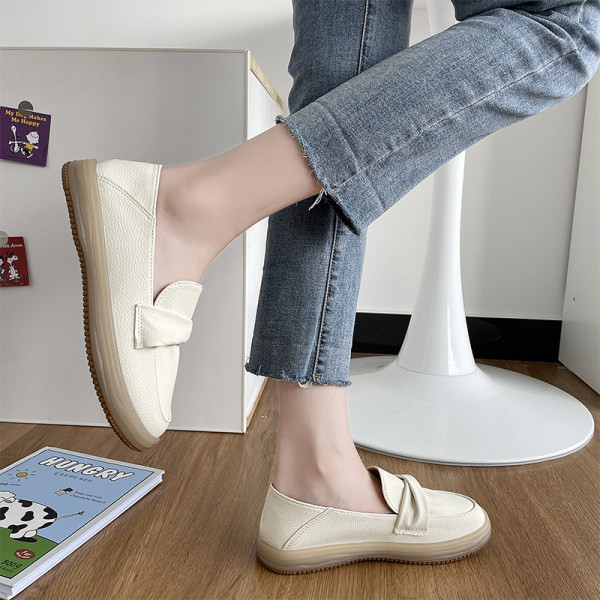 Γυναικεία casual παπούτσια με επίπεδη σόλα από οικολογικό δέρμα