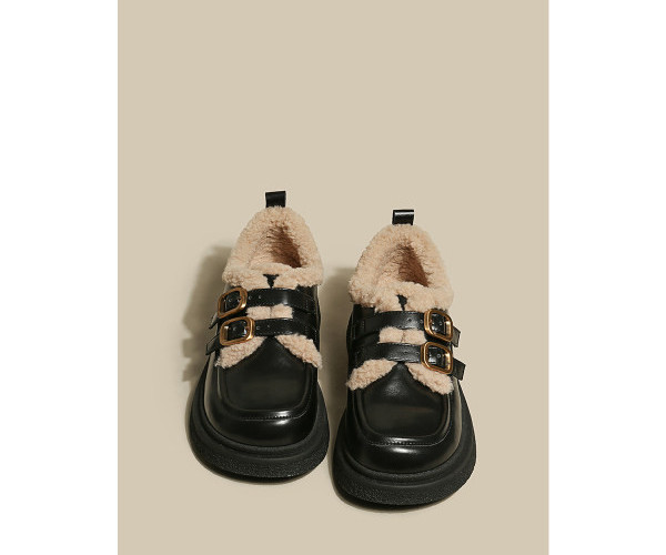 Χειμερινά casual παπούτσια με ζεστή φόδρα και μεταλλική αγκράφα