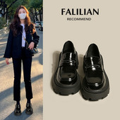 Sieviešu ādas apavi - tīrs modelis