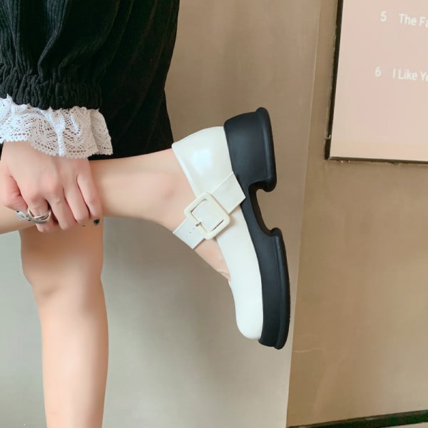 Női mokaszin alkalmi cipő csattal