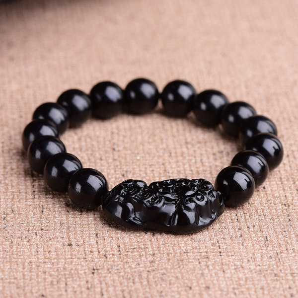 Vīriešu rokassprādzes ikdienas modelis