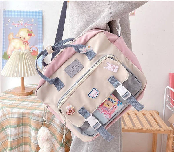 Bērnu mugursoma ar atslēgu piekariņu