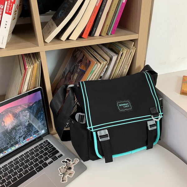 Bērnu tekstila soma ar uzrakstu un plastmasas aizdari