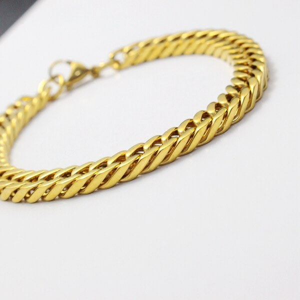 Férfi karkötő arany színben - három modell