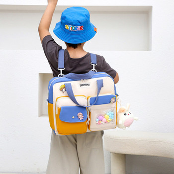 Водоустойчива детска чанта с преден джоб и надпис 