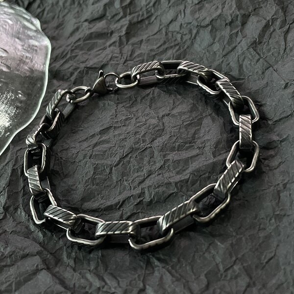 Vīriešu titāna tērauda rokassprādzes retro modelis