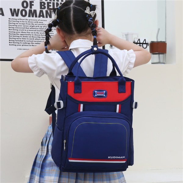 Bērnu skolas mugursoma ar vairākiem nodalījumiem