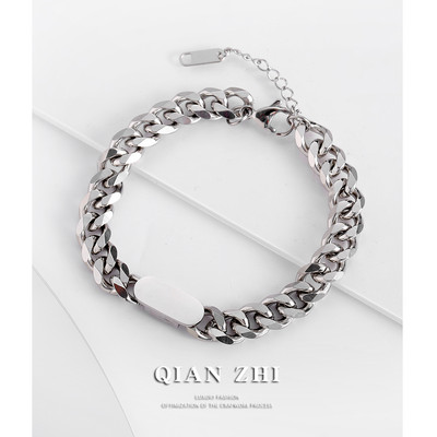 Vīriešu titāna tērauda rokassprādzes ikdienas modelis