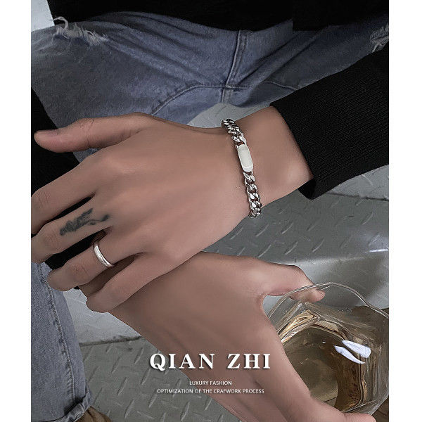 Vīriešu titāna tērauda rokassprādzes ikdienas modelis