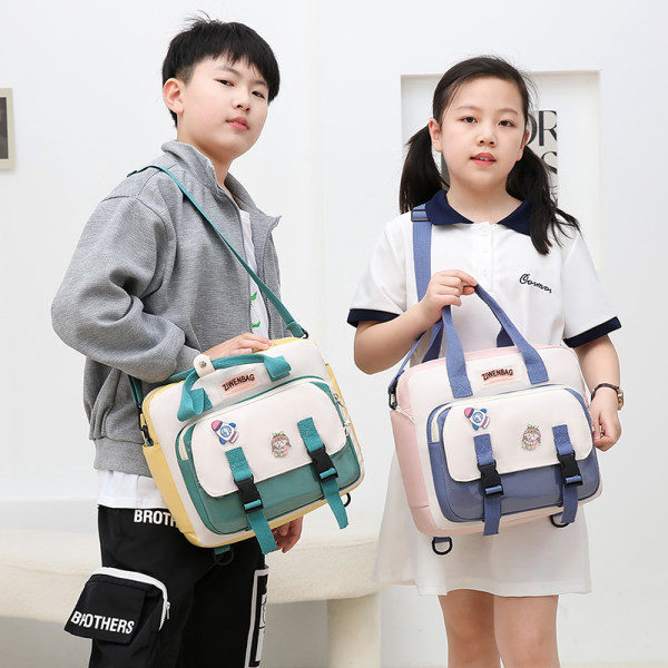 Bērnu ūdensnecaurlaidīga soma ar plecu rokturi