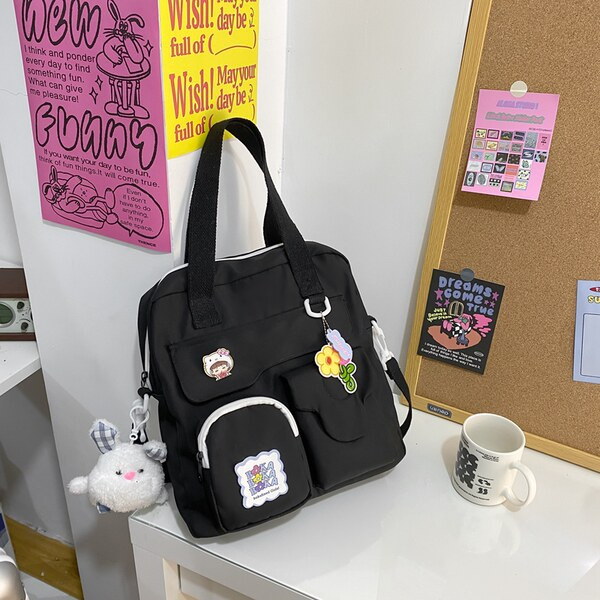 Bērnu soma uz viena pleca ar atslēgu piekariņu