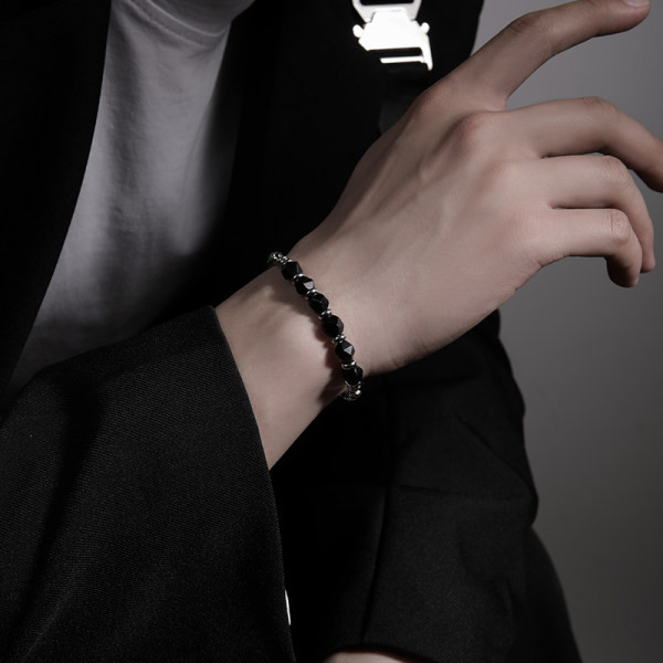 Jauna modeļa vīriešu rokassprādze ar krellēm