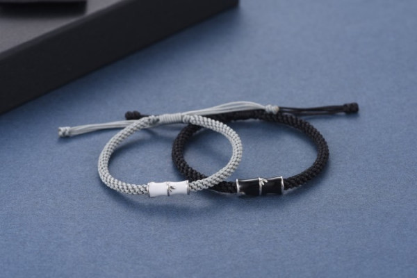 Regulējama rokassprādze - piemērota vīriešiem un sievietēm