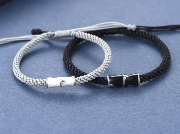 Regulējama rokassprādze - piemērota vīriešiem un sievietēm