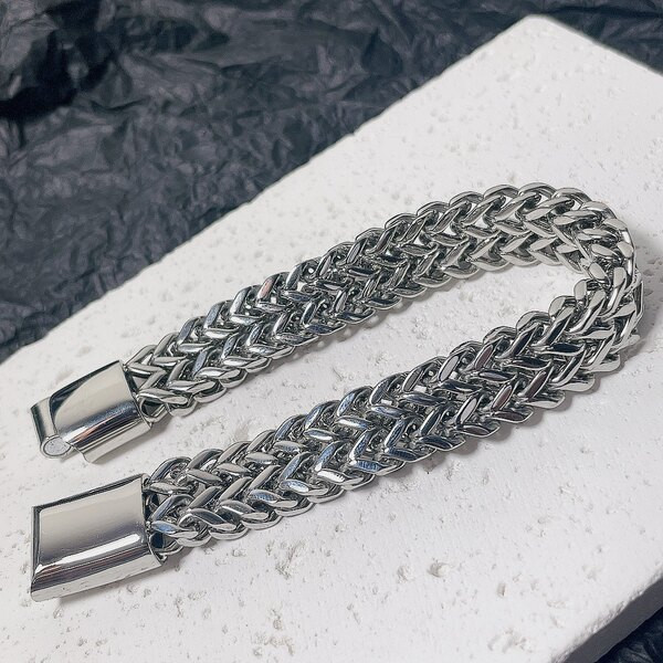 Pletena muška čelična narukvica