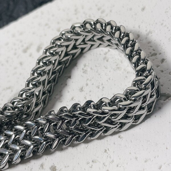 Pletena muška čelična narukvica