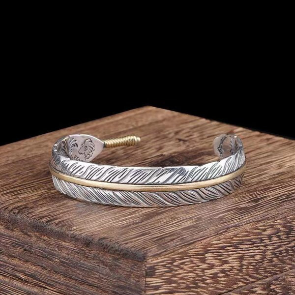 Vīriešu regulējama rokassprādze sudraba krāsā