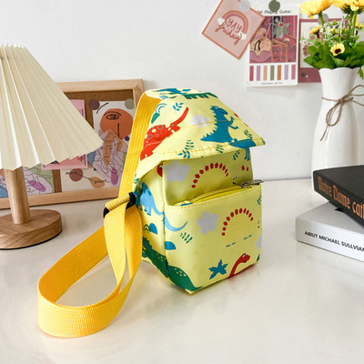 Bērnu mugursoma ar dekoratīvām figūrām