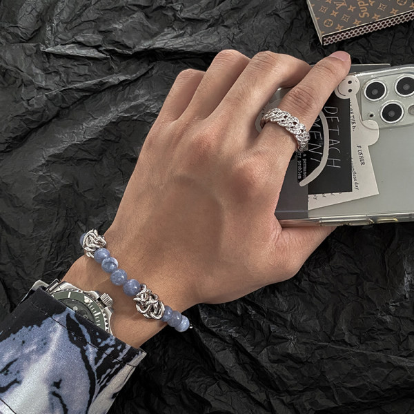 Moderna vīriešu rokassprādze ar krāsainiem akmeņiem