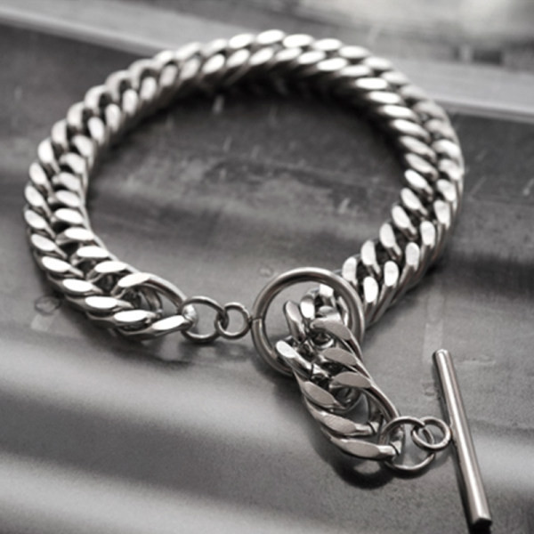 Muška čelična narukvica srebrne boje