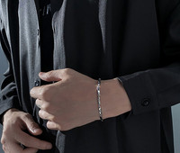 Vīriešu tērauda rokassprādze ar metāla aizdari