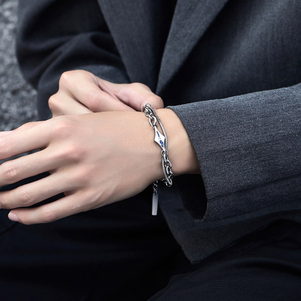 Muška narukvica - od titan čelika