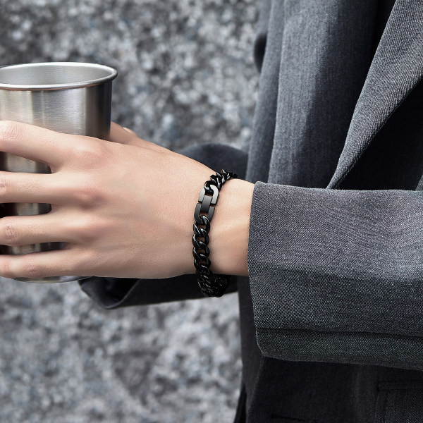 Új modell férfi titán karkötő - retro stílusú