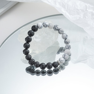 Vīriešu rokassprādzes ikdienas modelis ar pērlītēm