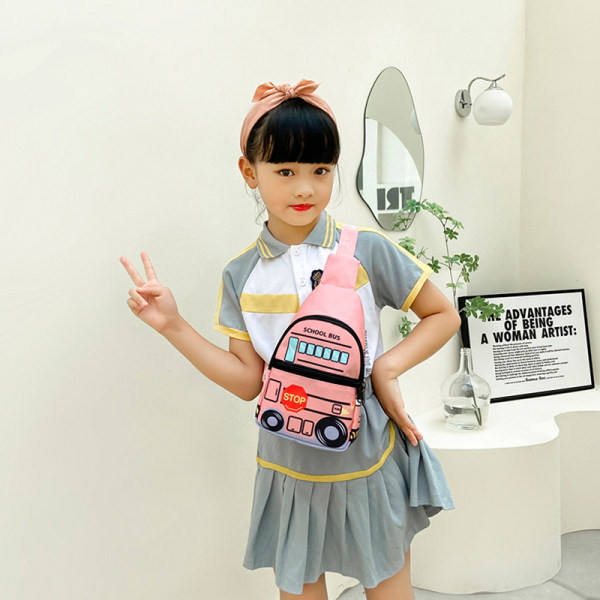 Moderna bērnu soma ar plecu aplikāciju