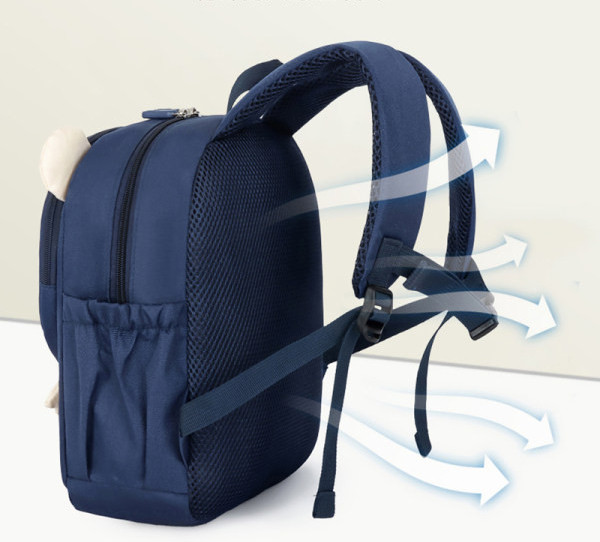 Jauna modeļa bērnu mugursoma ar 3D aplikāciju un uzrakstu