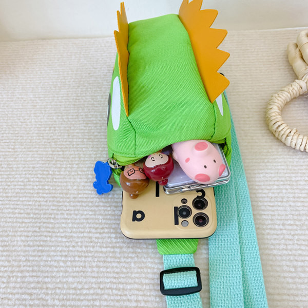 Alkalmi gyerektáska 3D elemmel