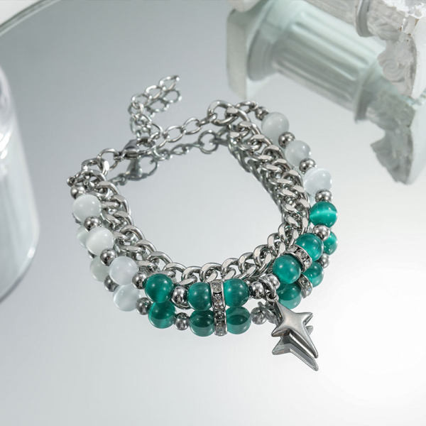 Férfi karkötő színes gyöngyökkel