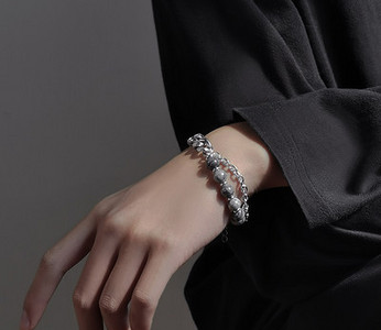 Vīriešu ikdienas rokassprādze ar tērauda fāzēm