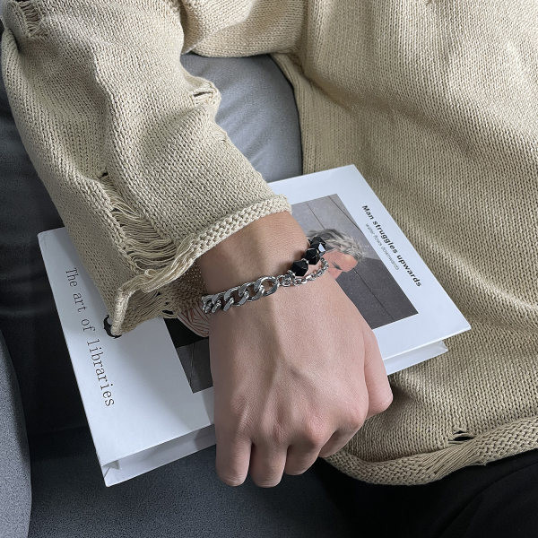 Vīriešu ikdienas rokassprādze ar tērauda fāzēm