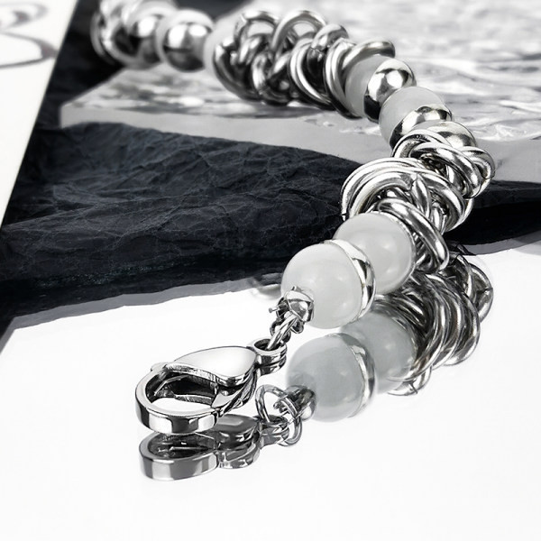 Vīriešu rokassprādze ar kulonu un pērlēm