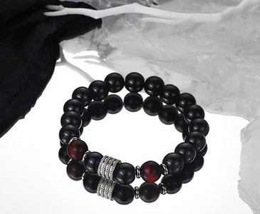 Férfi fekete gyöngyös karkötő