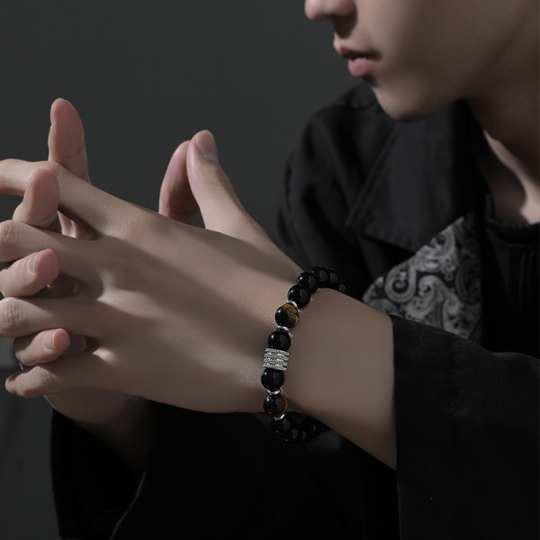 Férfi fekete gyöngyös karkötő