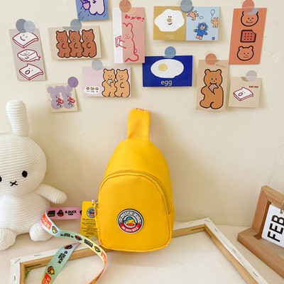 Gyermek textiltáska váll emblémával