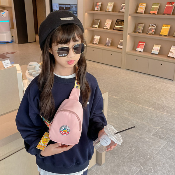 Gyermek textiltáska váll emblémával